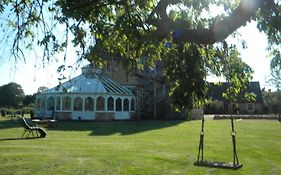 Woolverton House Hotel